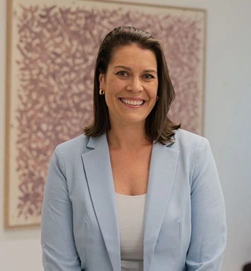 Hallie Graves